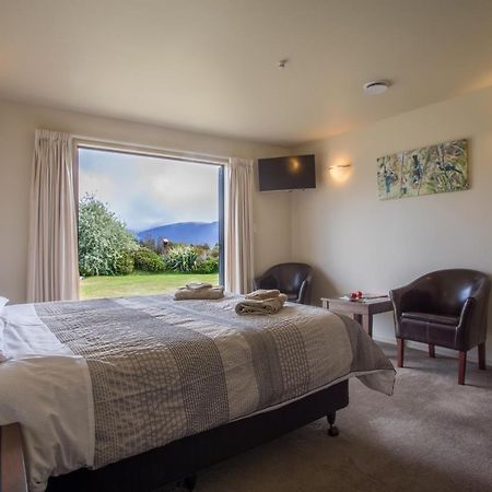 Loch Vista Bed & Breakfast Те-Анау Экстерьер фото