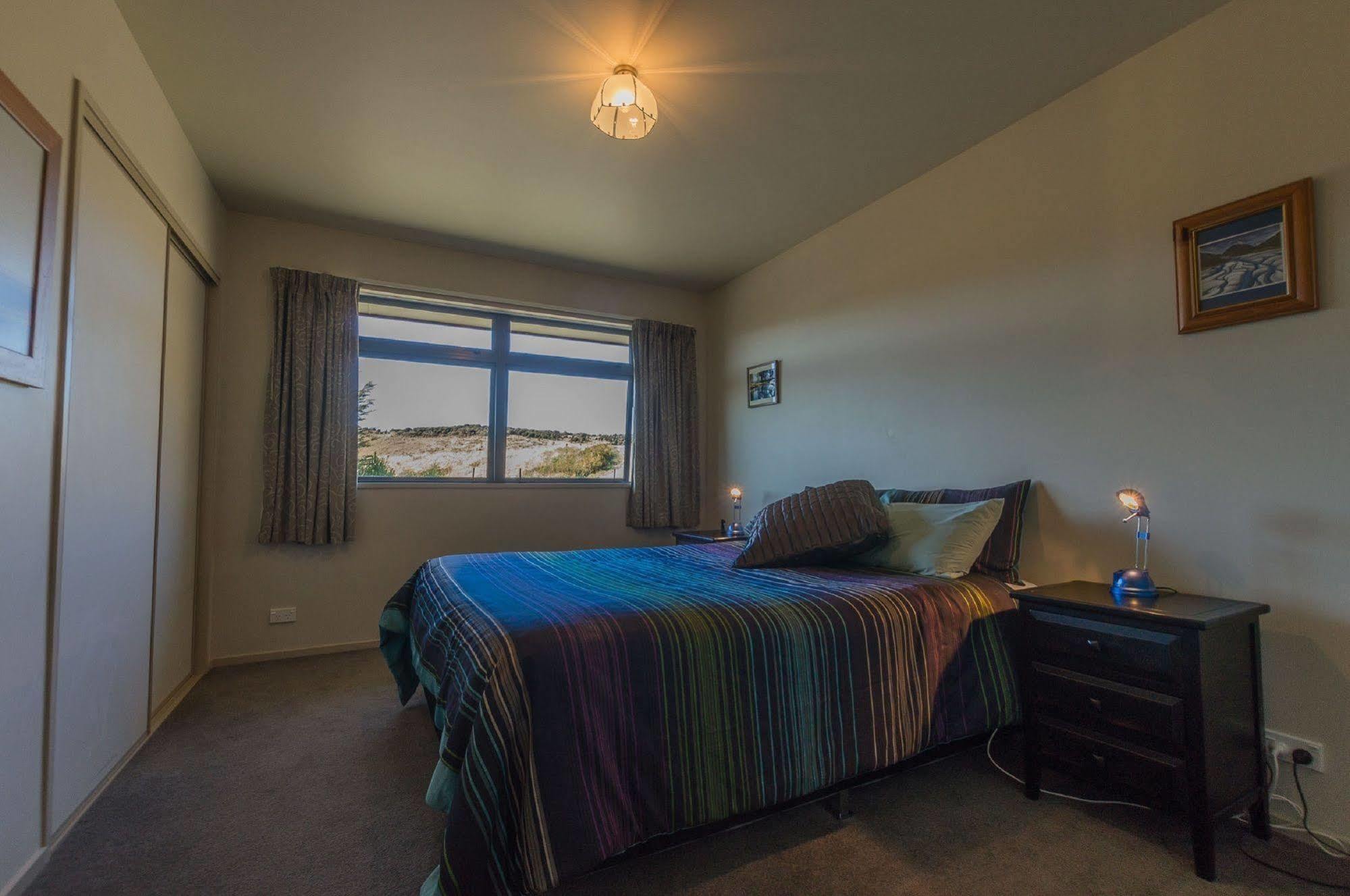Loch Vista Bed & Breakfast Те-Анау Экстерьер фото